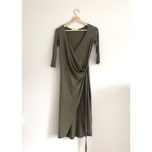 Tea You Drape Dress - Picture 3 of 9